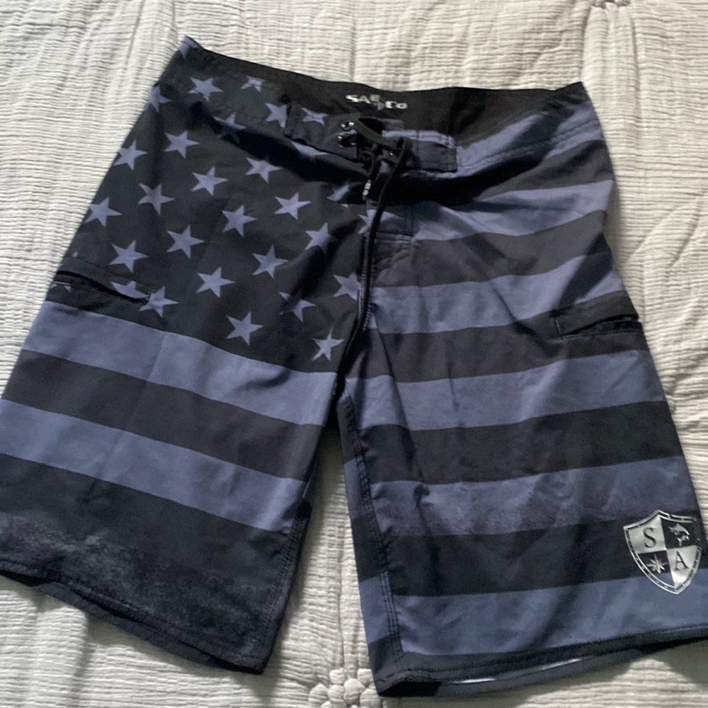 Like new SA soul of adventure board shorts American Flag blacked out